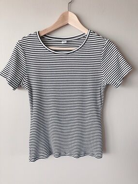 Old Navy Striped Short-Sleeve Ribbed Top Black & White